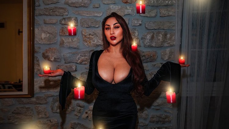 Louisa Khovanski 2020