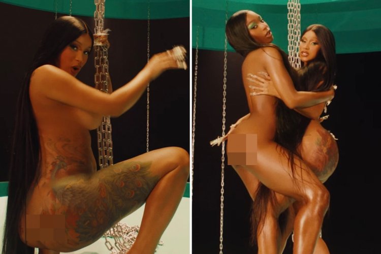 Cardi bi in big boobs