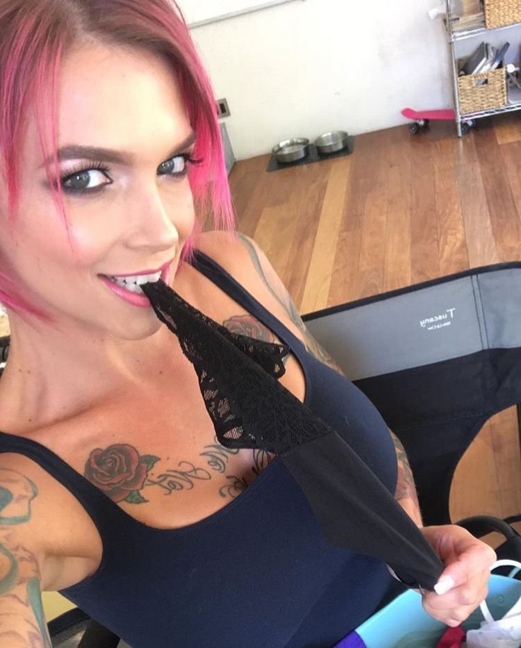 Anna Bell Pixes (April Gallagher)