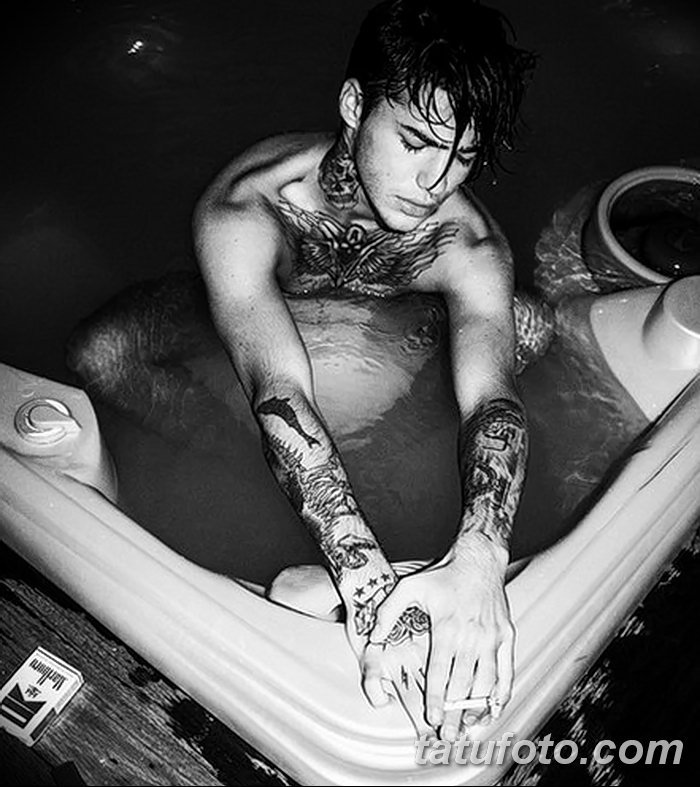 Tony Sussex Roma Acorn