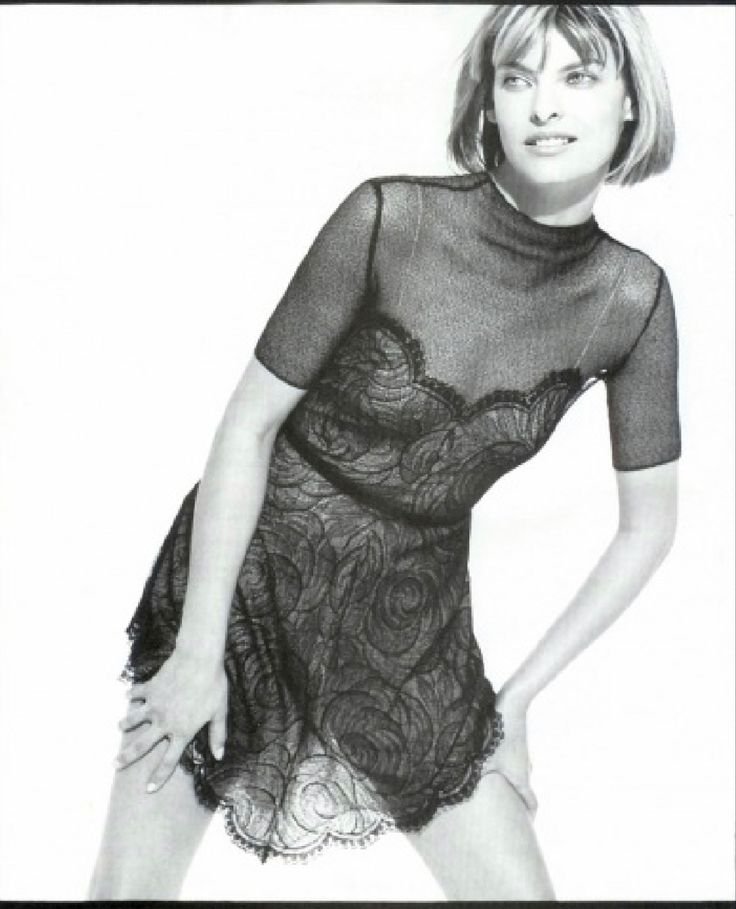 Linda of the evangelist is naked