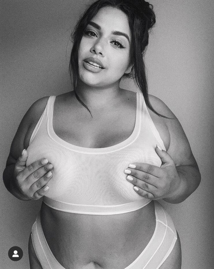 Plus-Size Diana Sirokai