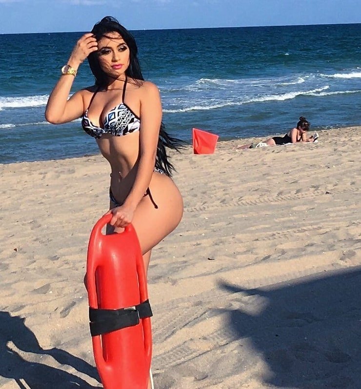 Jailin Ochoa in a swimsuit