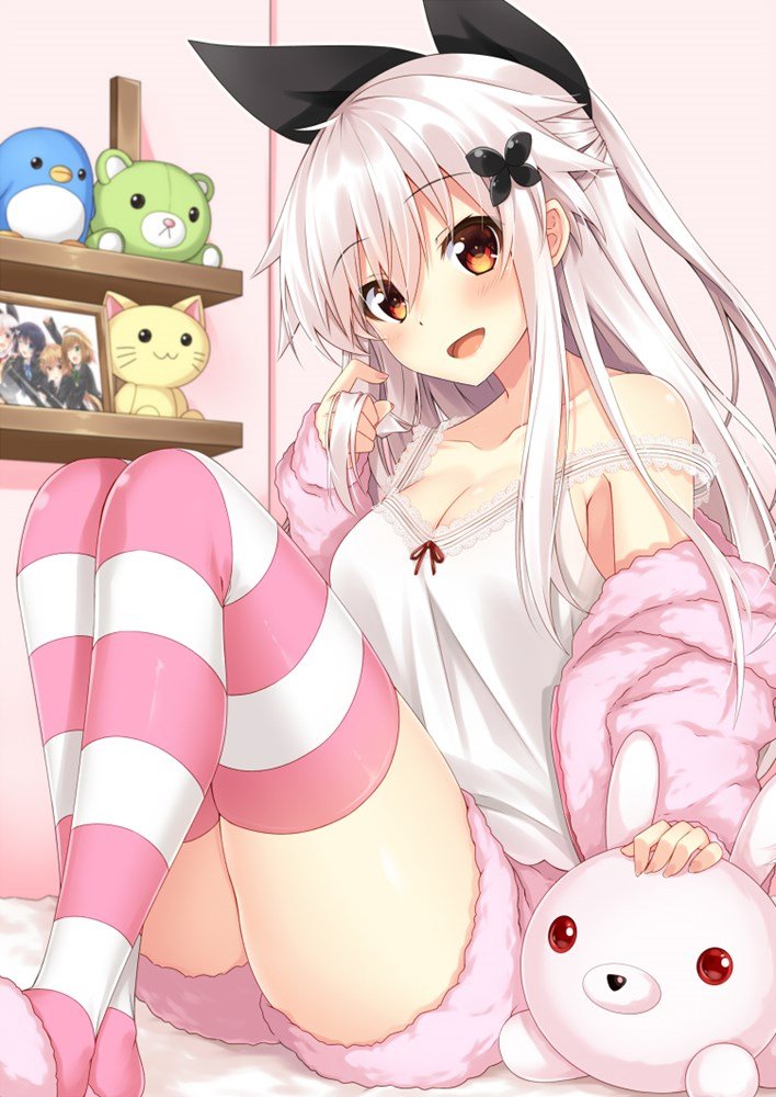 Anime girls in white stockings