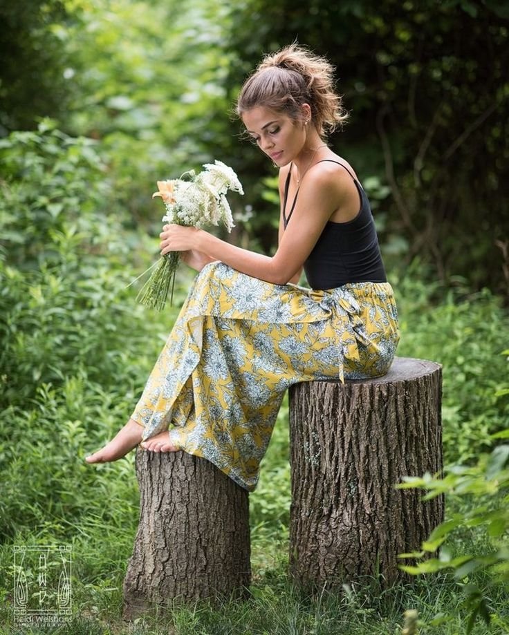 Wallpaper on laptop beige