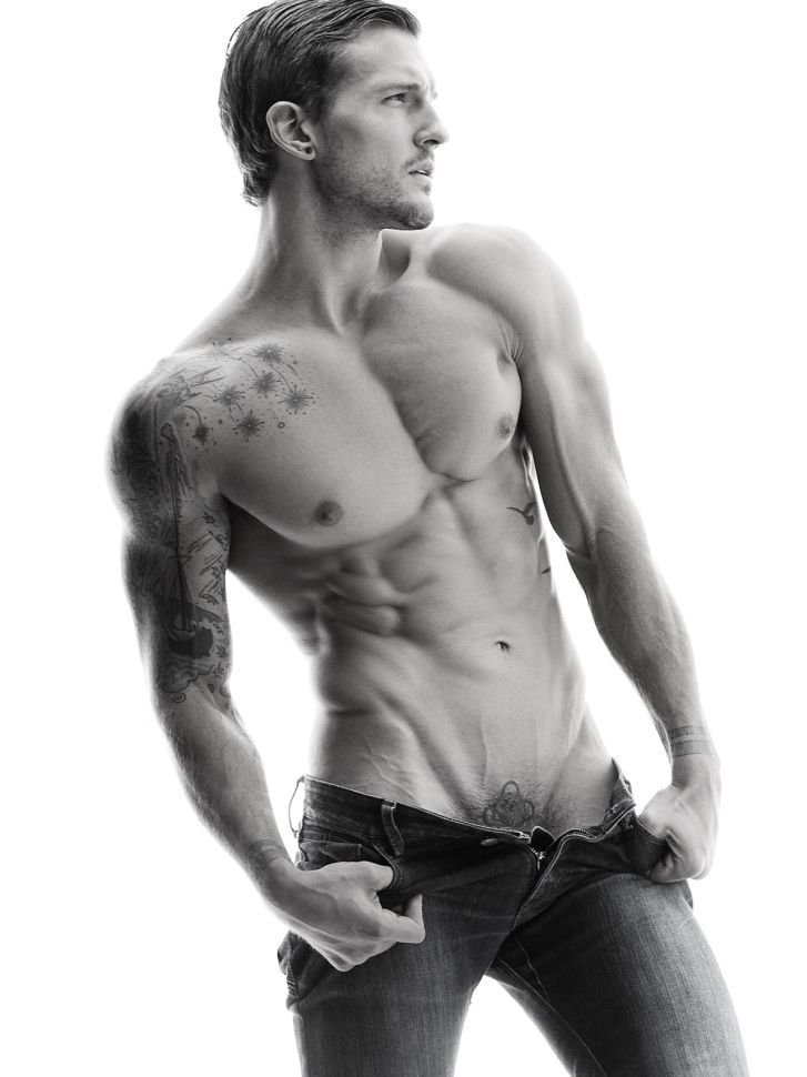 Beautiful half -naked men