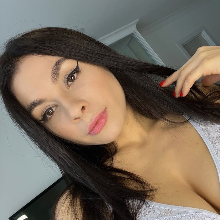 Anastasia Solodkova Lolly