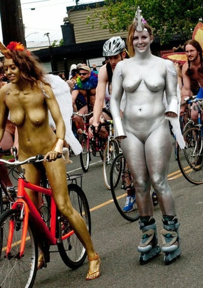 CFNM Solstice Parade 2017 - Fairly Odd Marchers