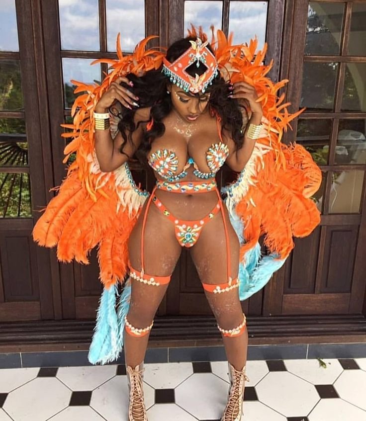 Brazilian carnival Tarin Lopez