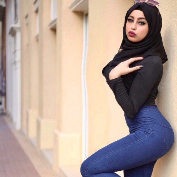 Arab girl Hot Selfie