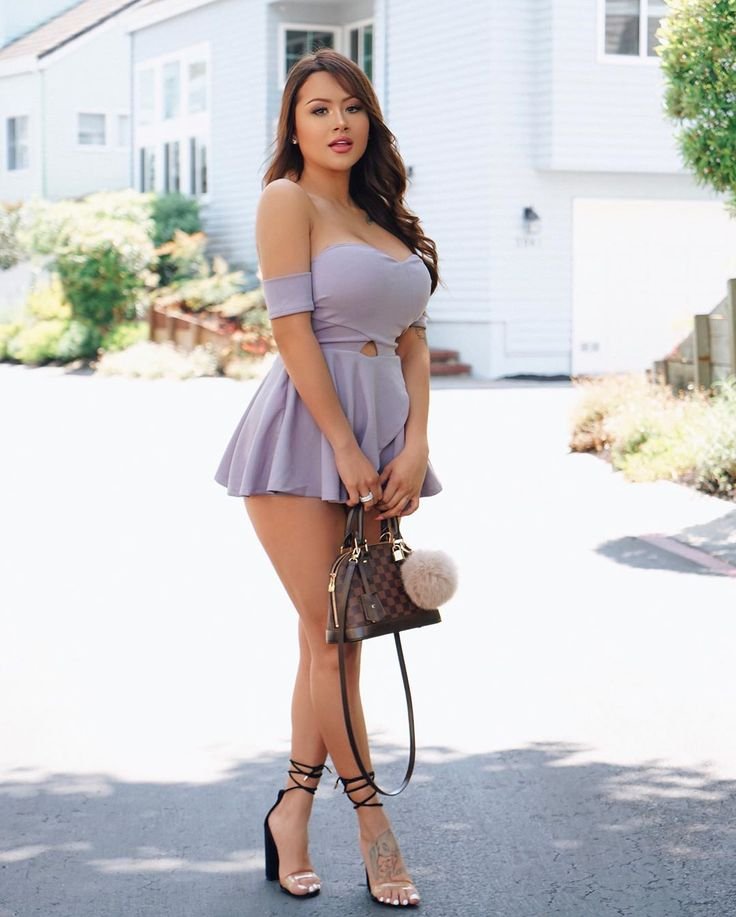 Georgia kusoulou in mini