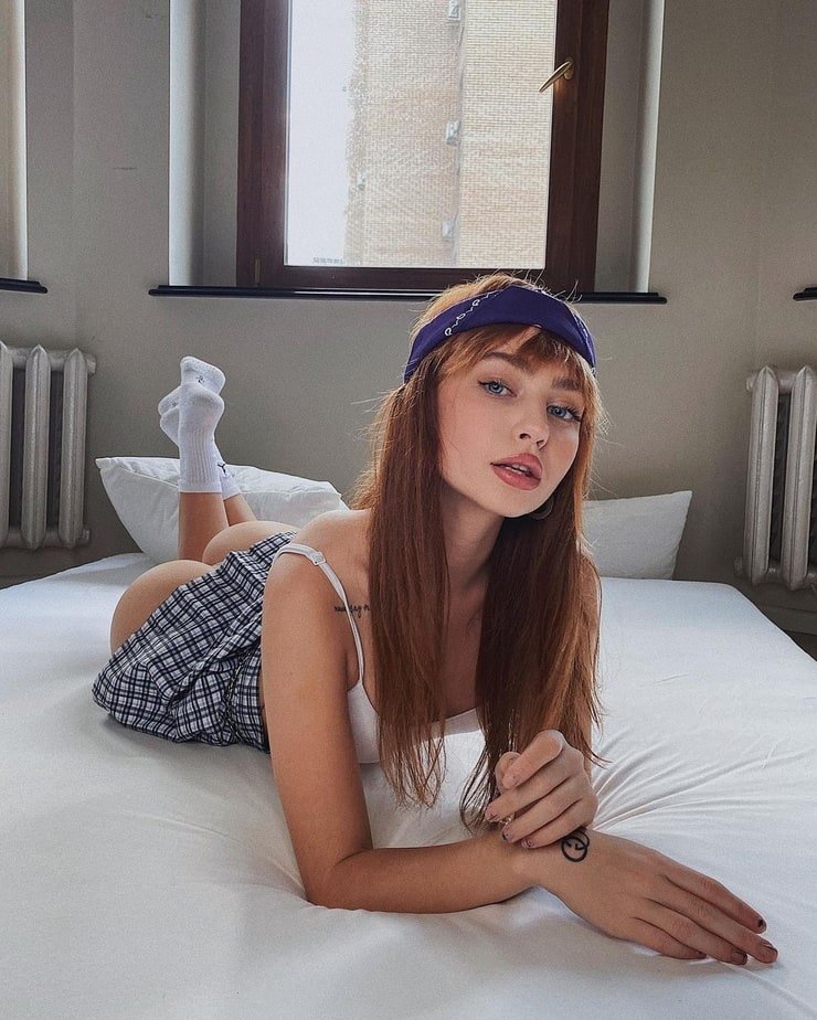 Renata Valliulina Twiz page