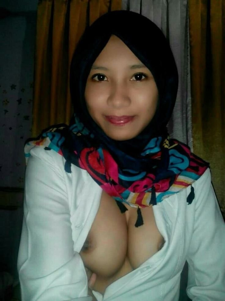 JILBAB BREASTFEDING