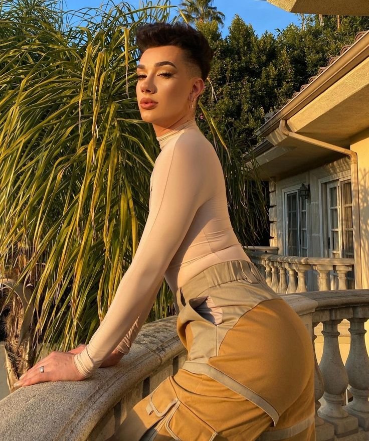 James Beauty Blogger