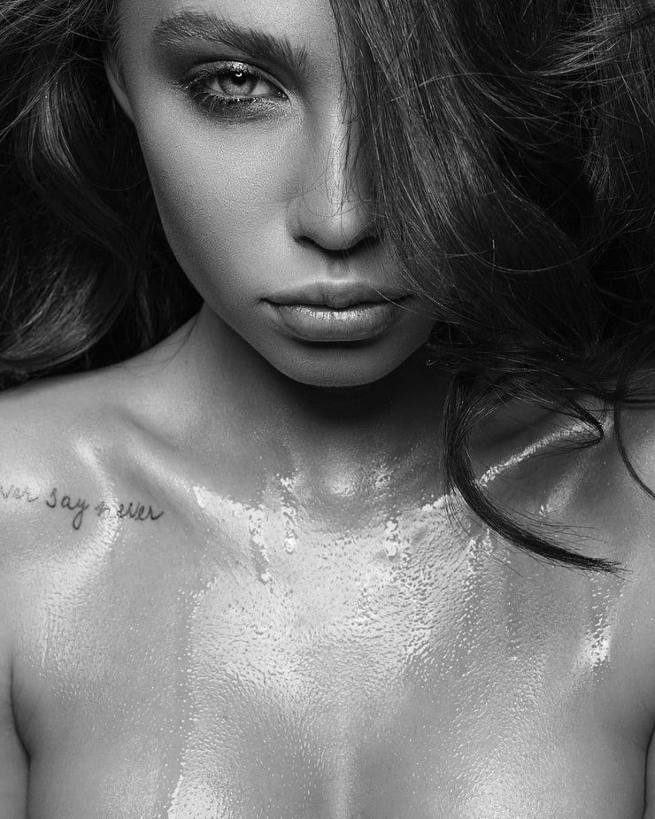 Naked Renata Rinatovna