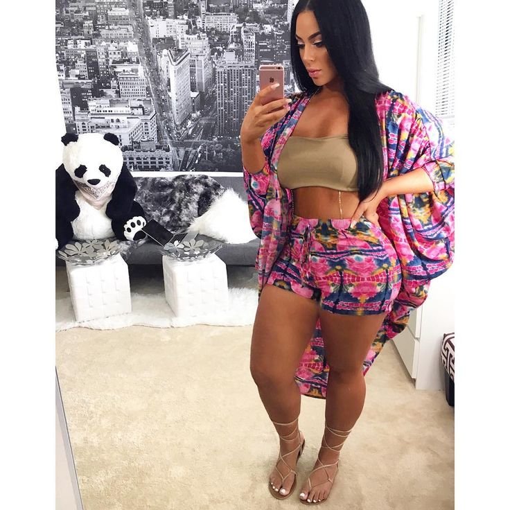 Gemstar Gemma in a swimsuit