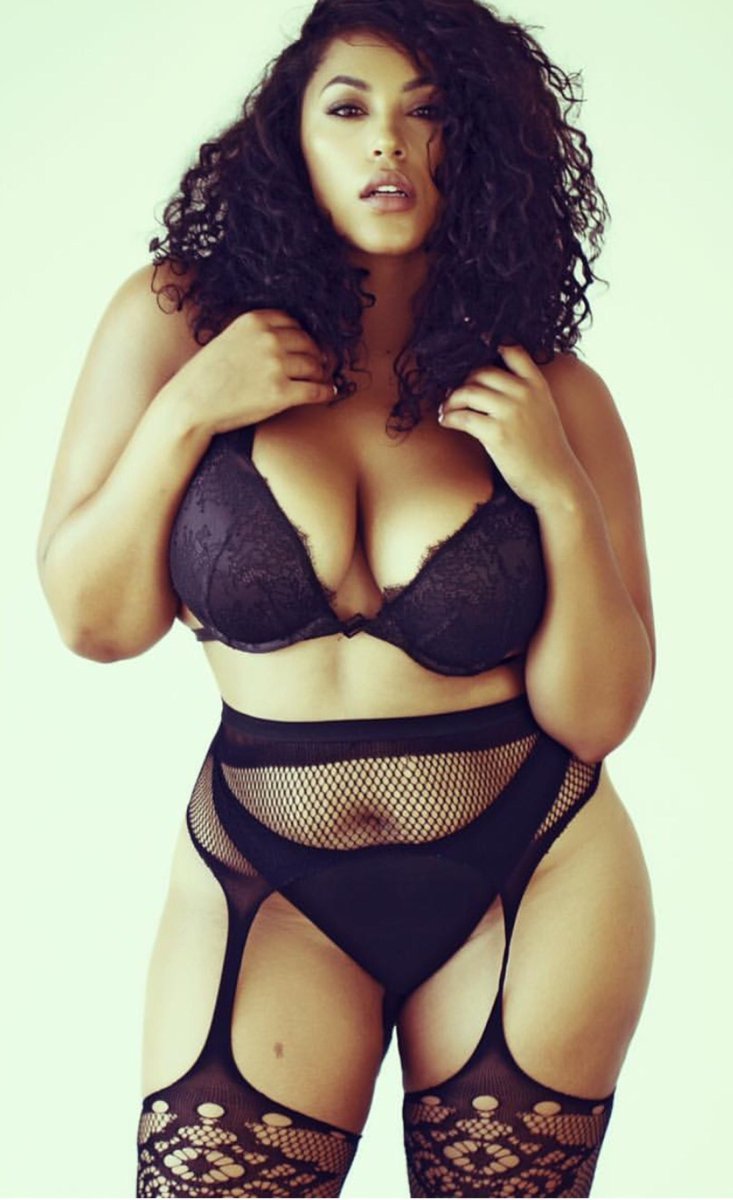 Plus-Size model Candis Huffin