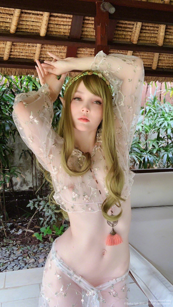 Rocksy Light Red -haired without panties