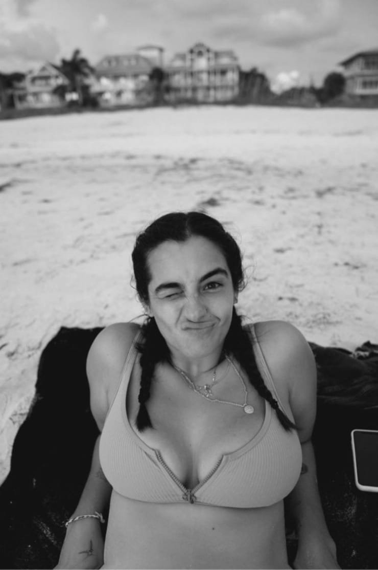 Alanna Masterson breasts