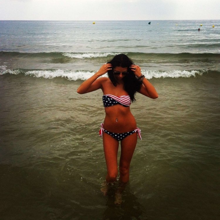 Pia Muehlenbeck Instagram