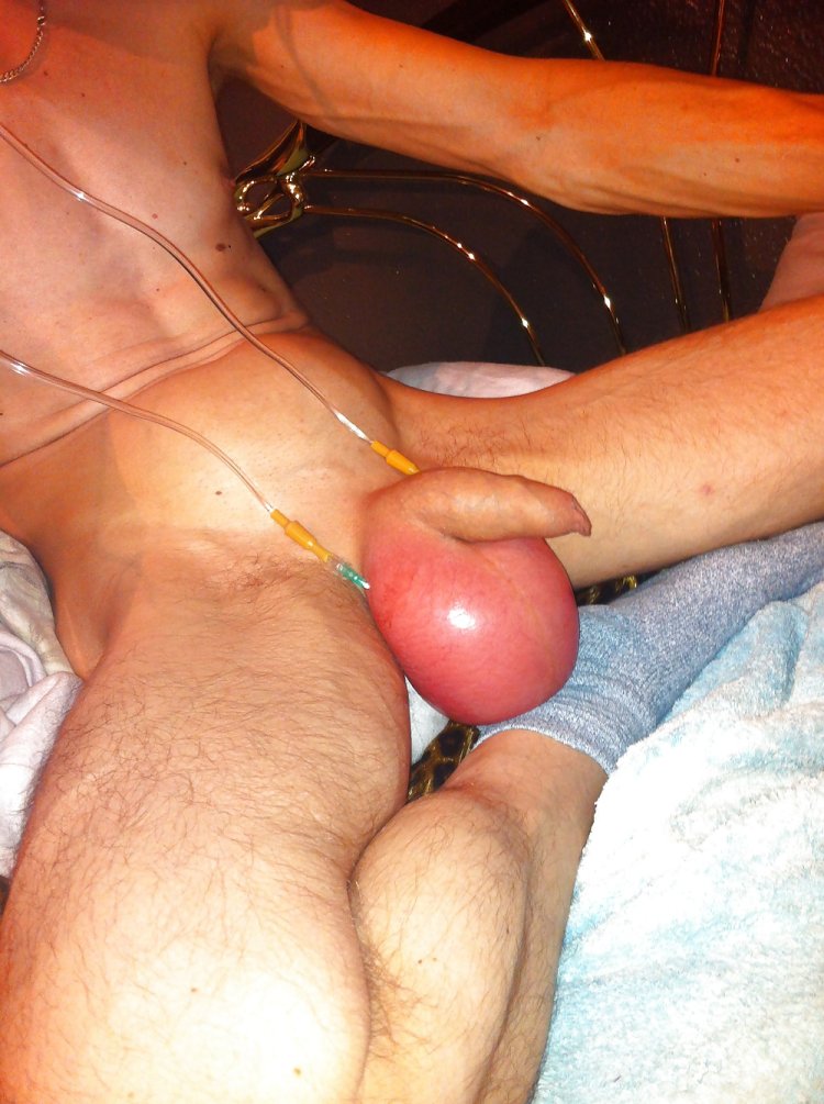 GIGANT TESTISTICES BALLS Saline Silicone Cock Twink