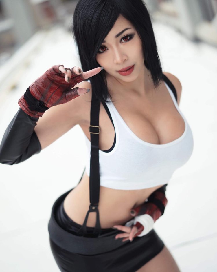 Elves Ero anime cosplay