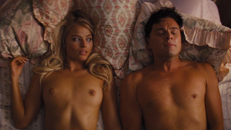 Margot Robbie Wolf with Wall Street Nude
