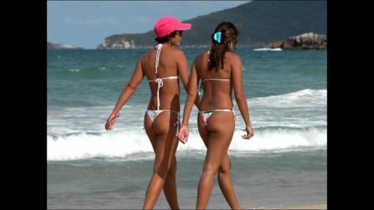 Brazil beach girl paparazzi