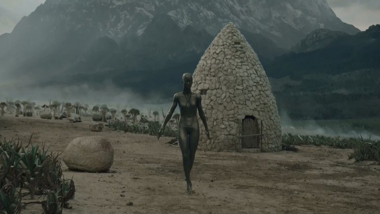 Amanda Collin Necromancer