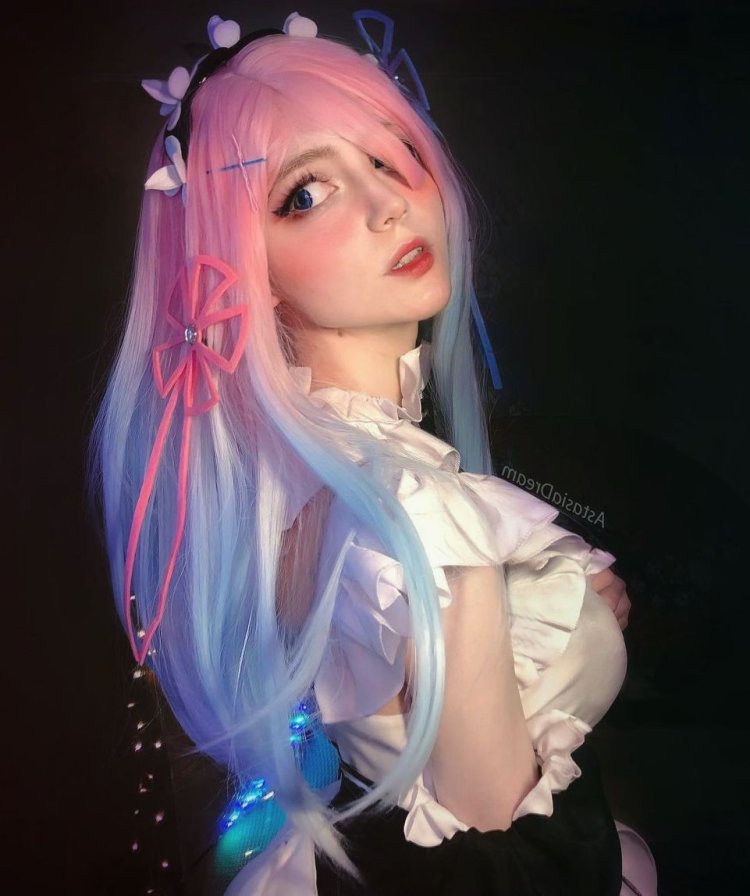 Fully naked Astasiadream