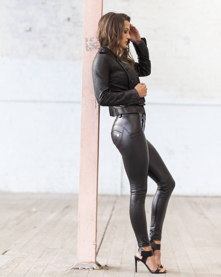 Louise Marie in leather pants