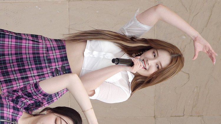 Nancy Dressroom Momoland