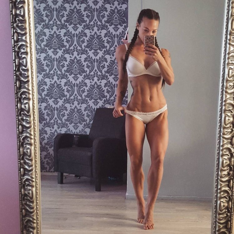 Anna Delyla (Anna Delyla)