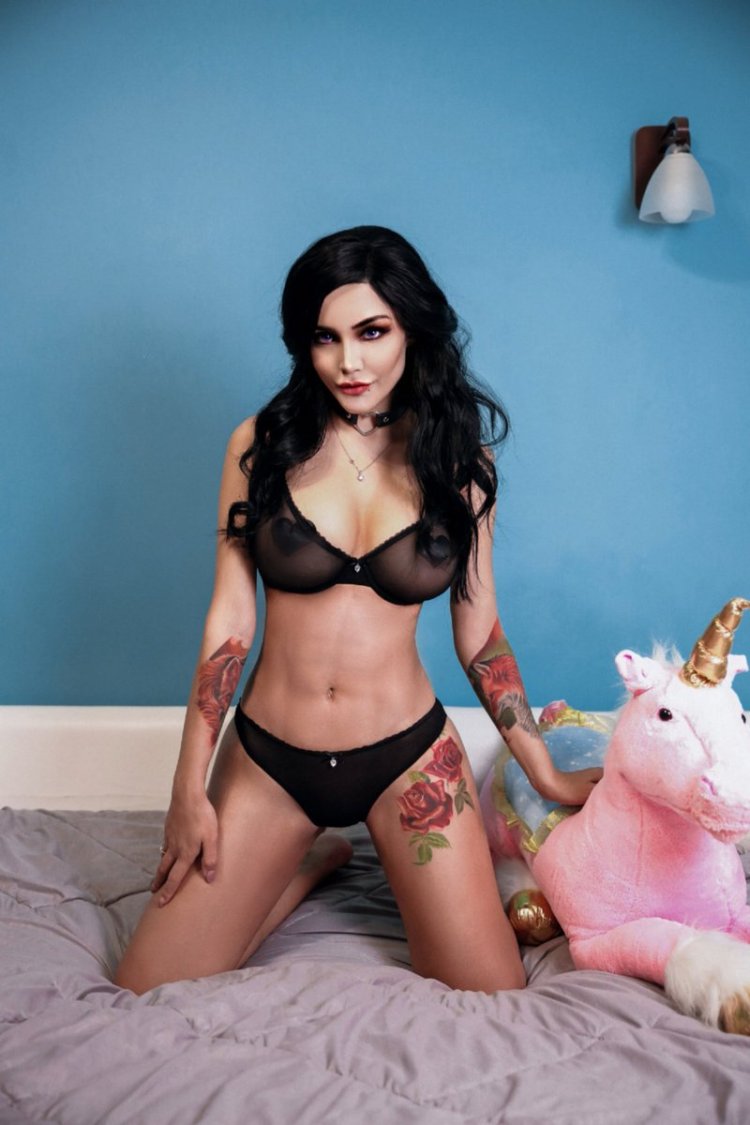 Christina Fin Kalinka Fox