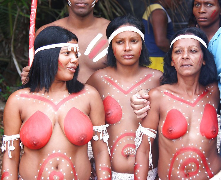 Indian tribe in Amazonia Yavalapiti
