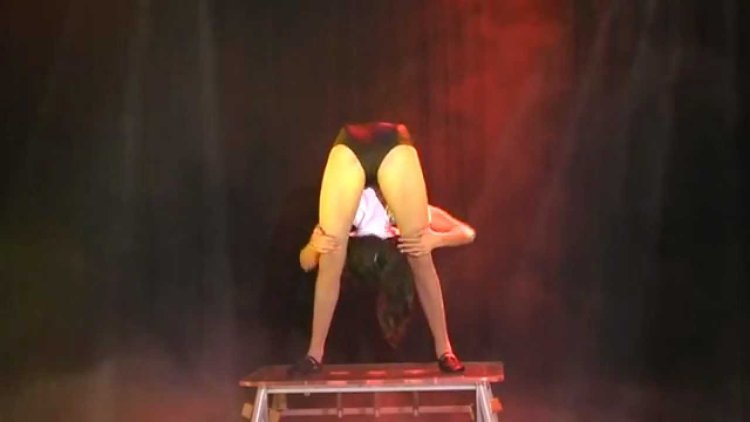 Kristina Kireeva Contortion