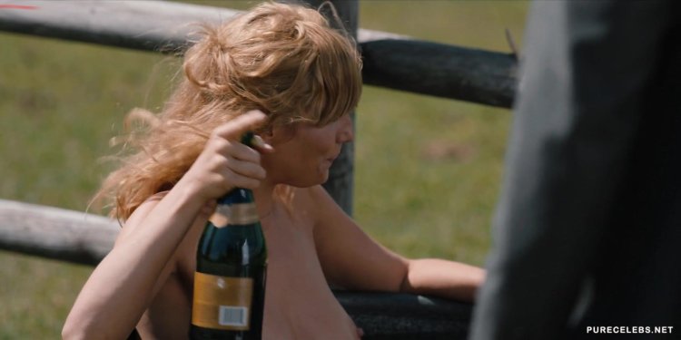 Kelly Rilely bed scene Yellowstone Ero