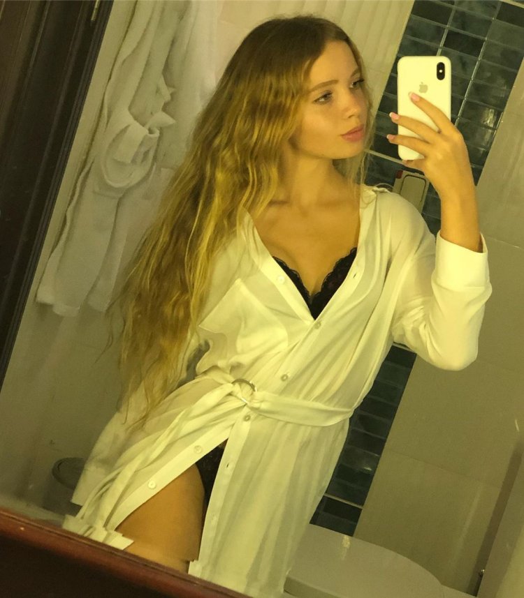 Model Sofia Sofia Kazakova