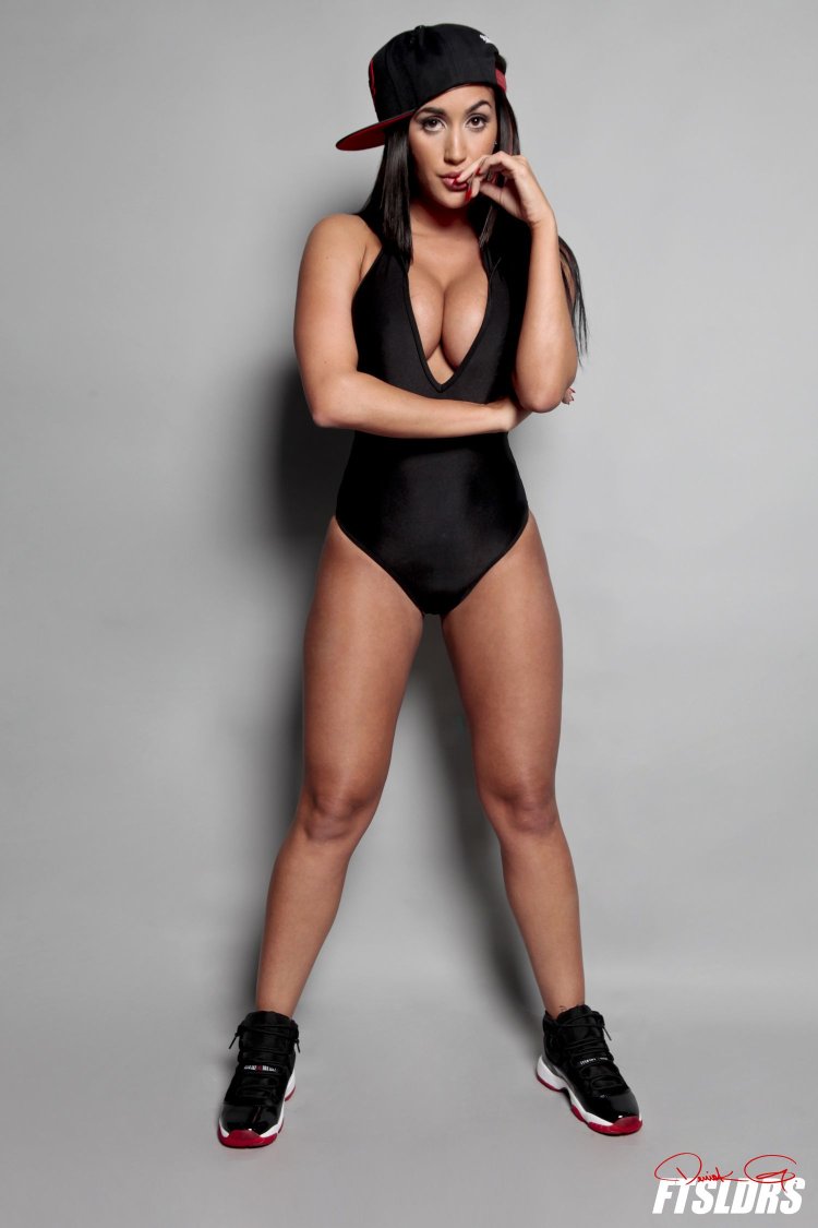 Claudia Sampedro Sexy