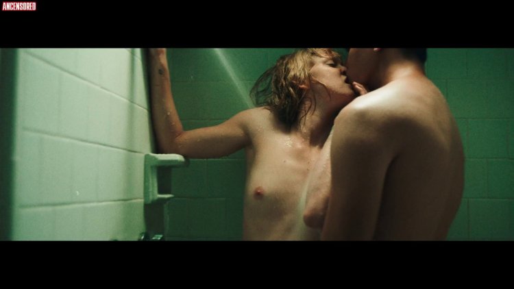 Mackenzie Davis Naked Dark Fates