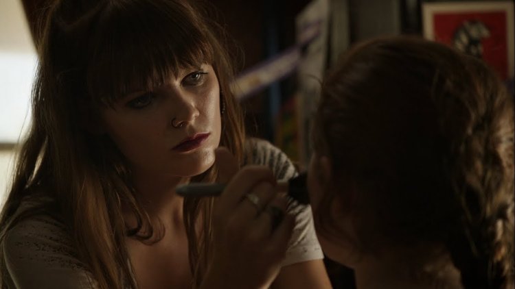 Emma Grinwell shameless Mandy