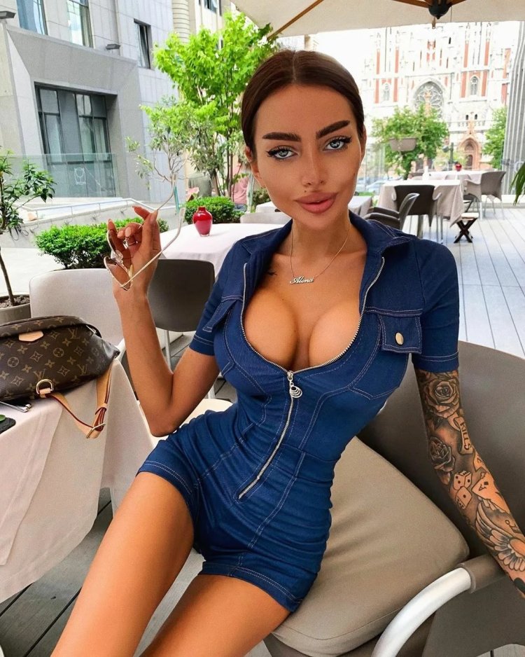 Polina fur coat TV presenter