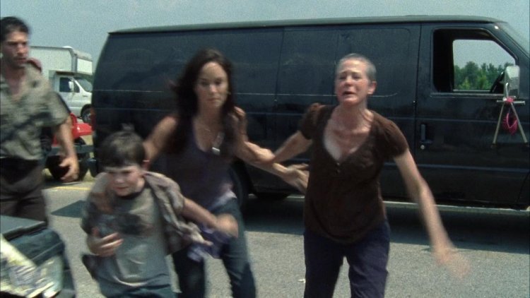 Melissa Suzanne McBride Nude