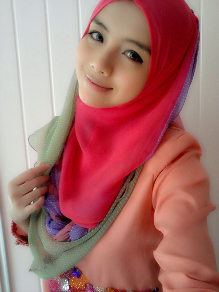 ABG Jilbab Bugil Pamer Toket