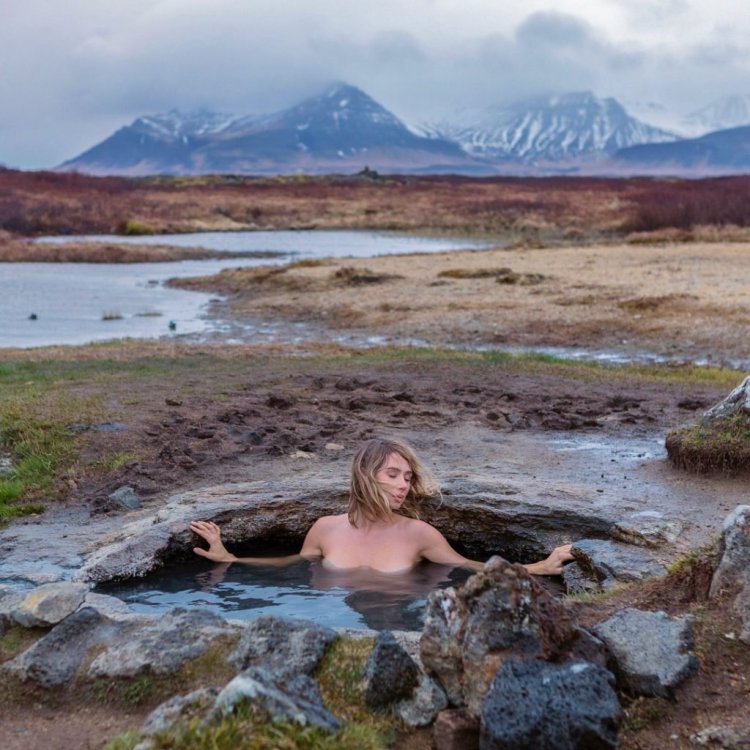 Icelandic women naked