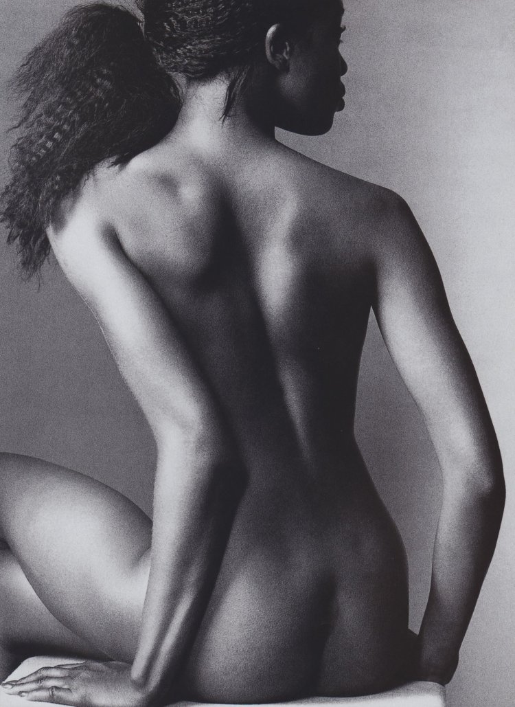 Linda Evandzelist is naked