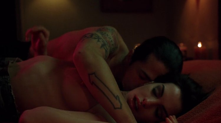 Anne Hathaway Woman Cat XXX