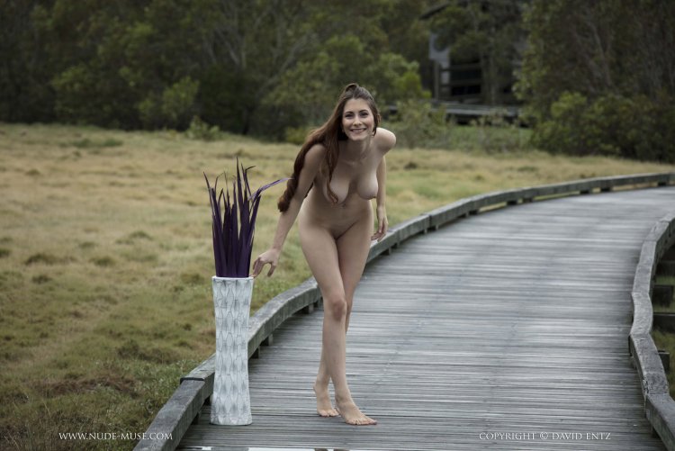 Beauty Nicole Splash Nude Muse