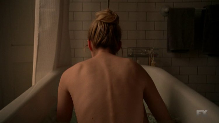 Emma Roberts Cult AIU