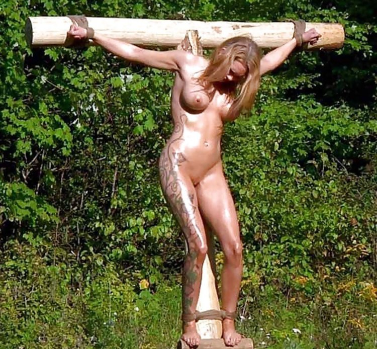 Nude Crucifixion Crucified Women Retro BDSM